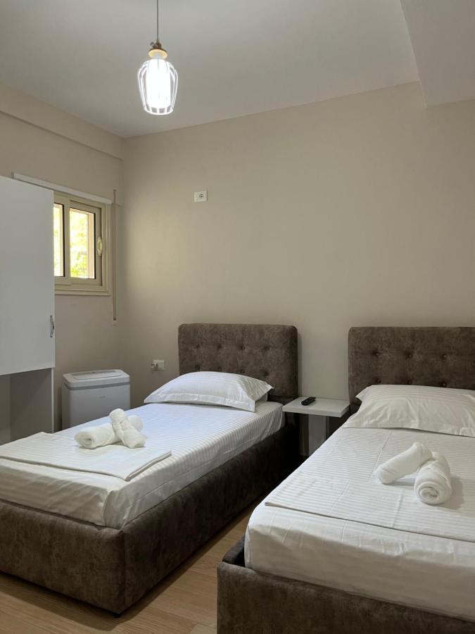 Lotus Apartments Влёра Экстерьер фото